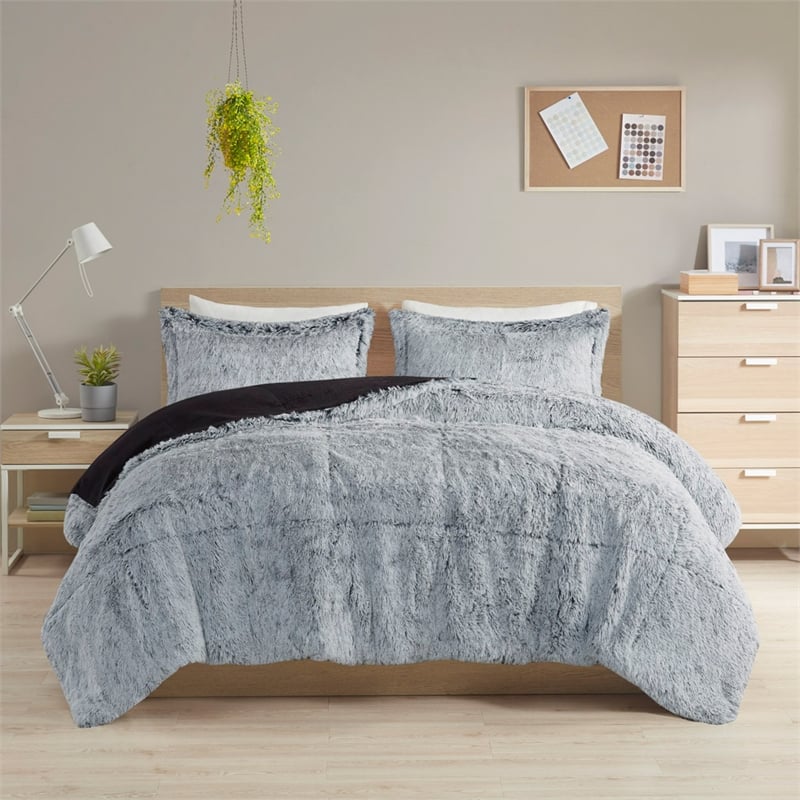 Intelligent Design Malea 3-Pc Fur Fabric King/Cal King Comforter Mini Set - Gray