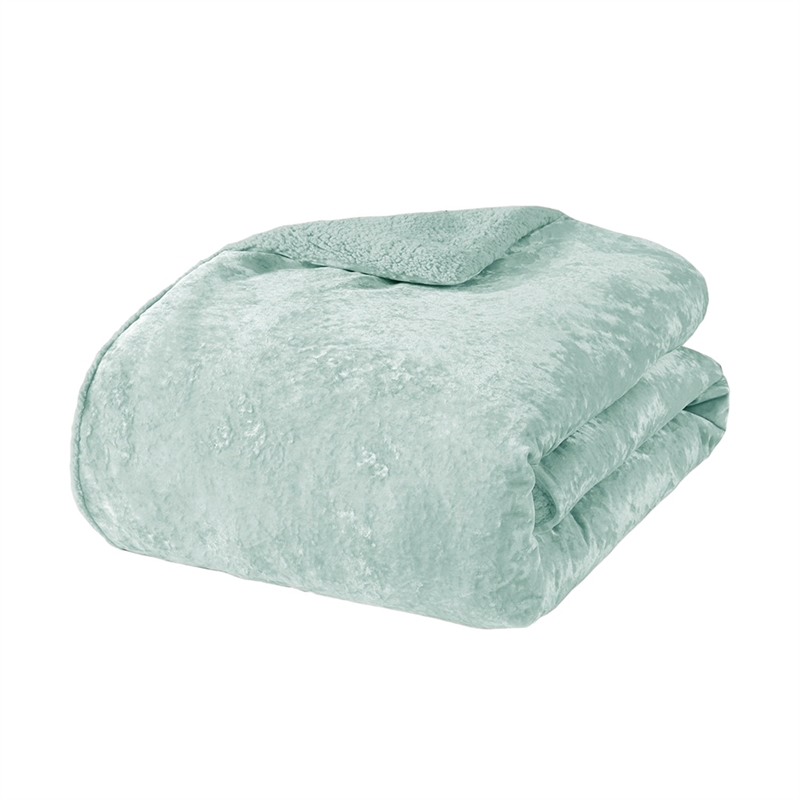 Olliix Intelligent Design Mira King/Cal King Comforter Mini Set in Aqua