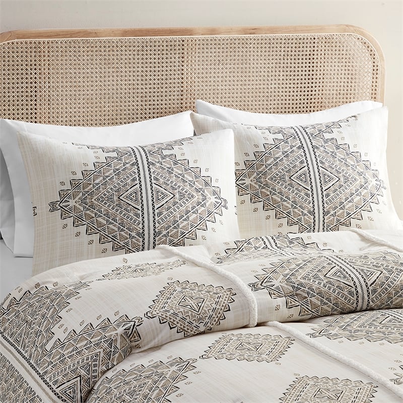 Olliix Madison Park Ibiza King/Cal King Comforter Set Polyester in Black/Ivory