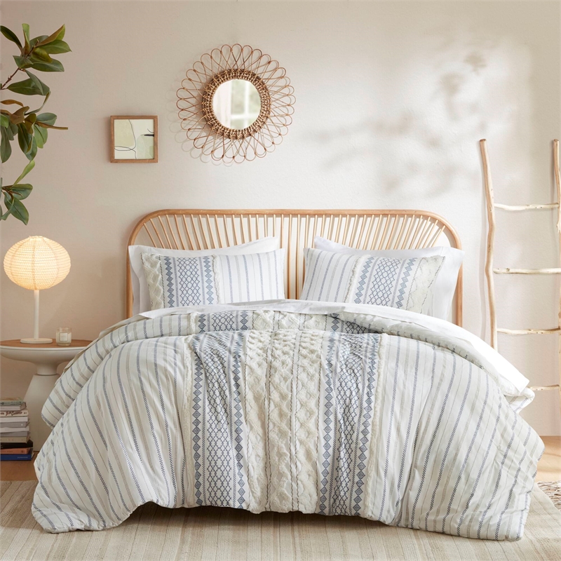Olliix INK+IVY Imani King/Cal King Comforter Mini Set Cotton in White/Navy