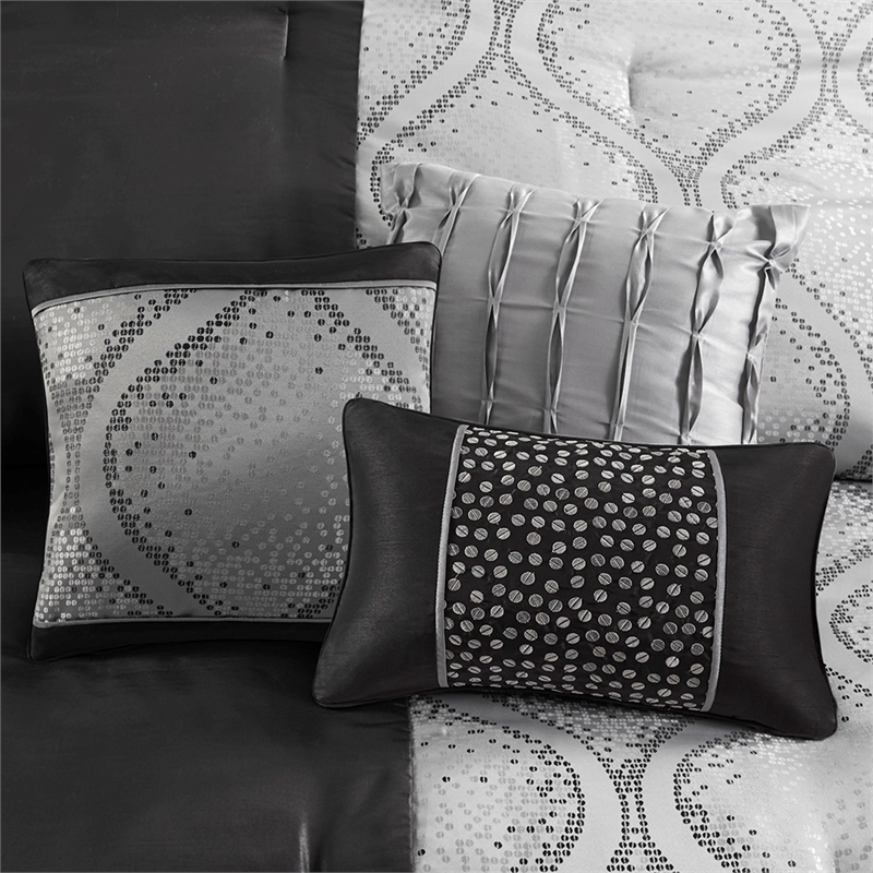 Olliix Madison Park Lori Full/Queen Comforter Set Polyester in Black/Silver