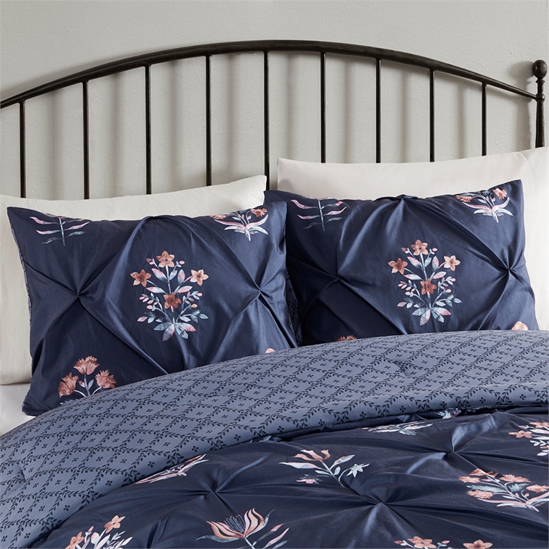 Olliix Madison Park Marfa Full/Queen Comforter Set Polyester in Navy