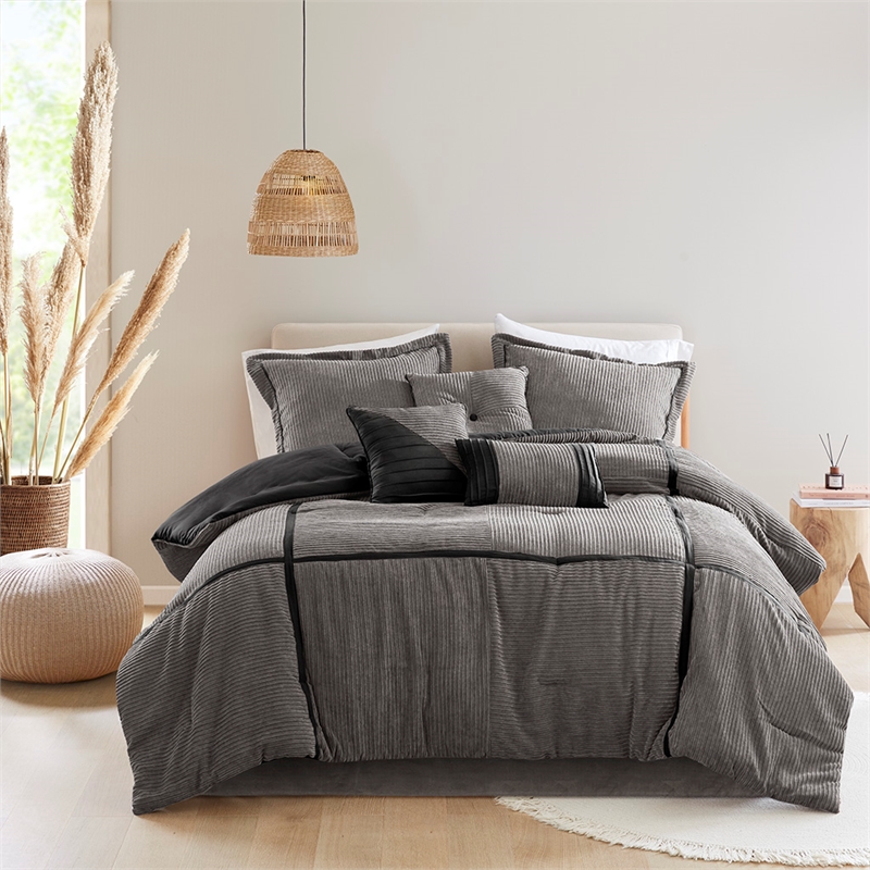 Olliix Madison Park Dallas Cal King Comforter Set Polyester in Grey