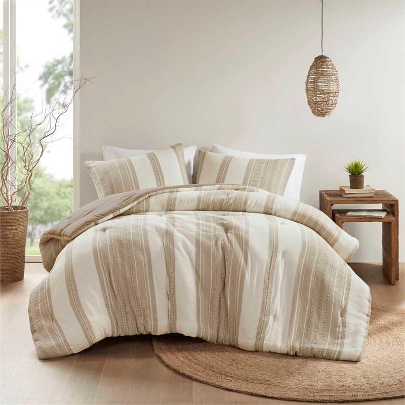 Olliix Woolrich Mesa Full/Queen Comforter Set Cotton in Tan