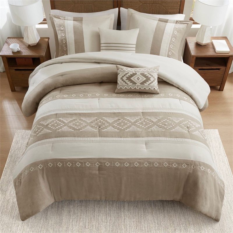 Olliix Woolrich Sutherland Full/Queen Comforter Set Polyester in Taupe