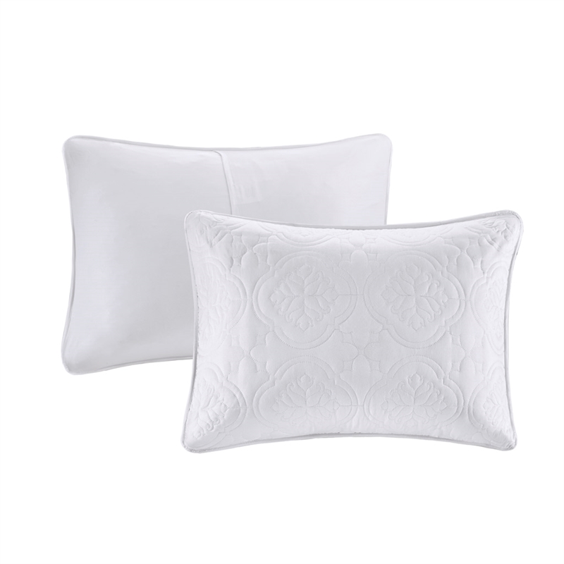 Olliix 510 Design Oakley Full/Queen Bedspread Set Polyester in White