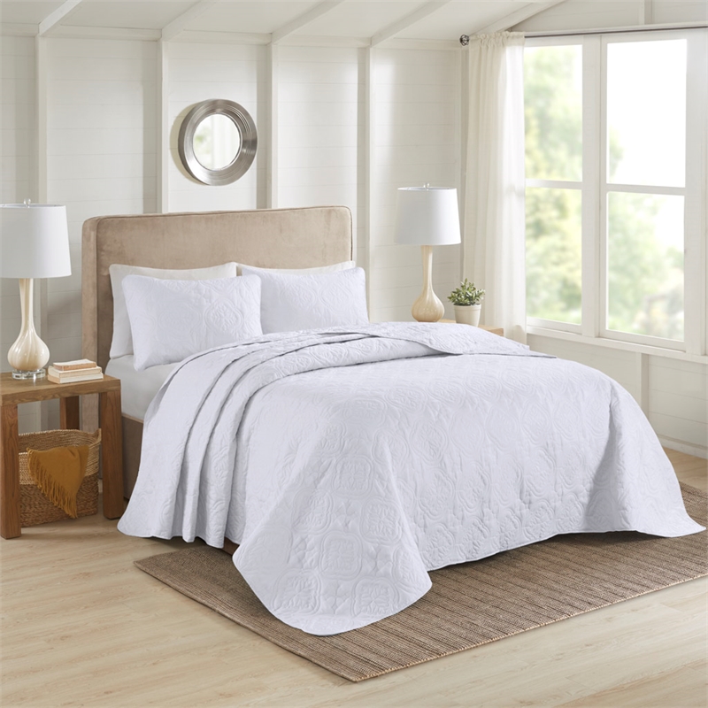 Olliix 510 Design Oakley Full/Queen Bedspread Set Polyester in White