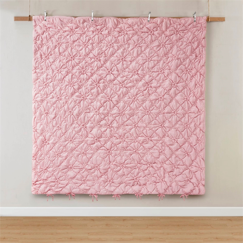 Olliix Intelligent Design Lily Full/Queen Comforter Set Microfiber in Pink