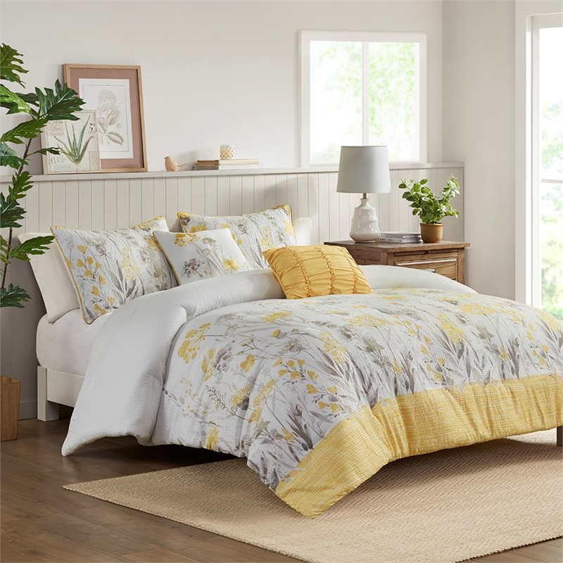 Olliix Madison Park Prairie King/Cal King Comforter Set Polyester in Yellow
