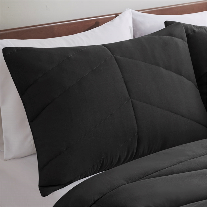 Olliix Intelligent Design Remy Twin/Twin XL Comforter Mini Set in Black