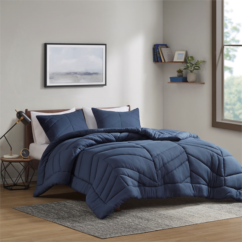 Olliix Intelligent Design Remy Twin/Twin XL Comforter Mini Set Polyester in Navy