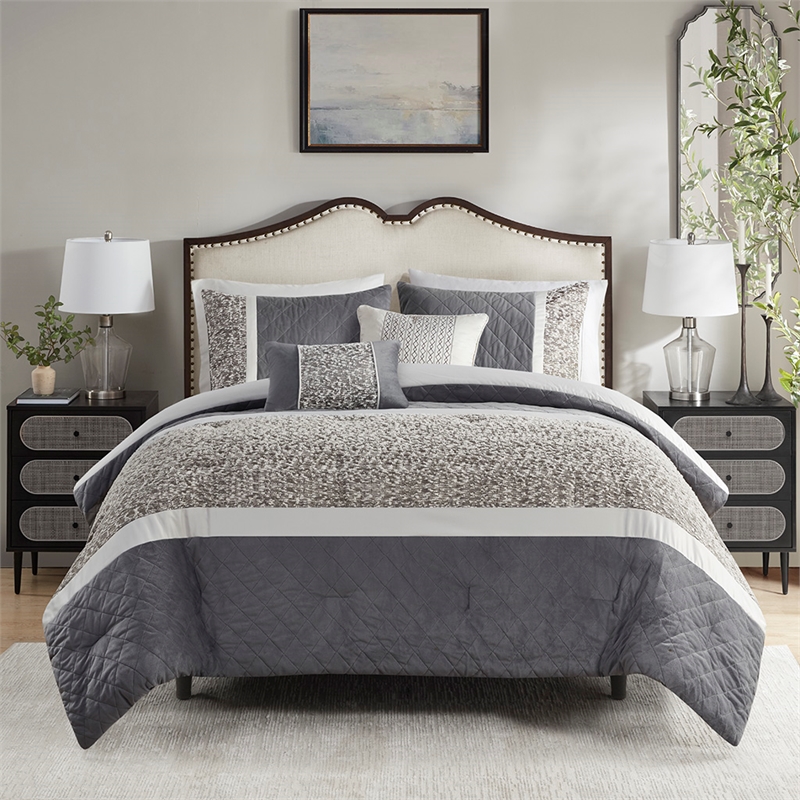 Olliix Madison Park Amelia King/Cal King Comforter Set Polyester in Grey