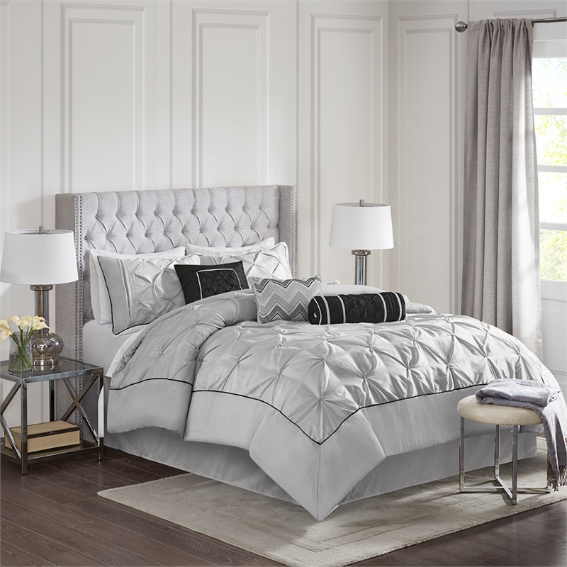 Olliix Madison Park Laurel Cal King Comforter Set Polyester in Grey
