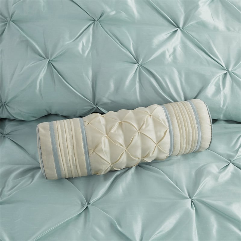 Olliix Madison Park Laurel Cal King Comforter Set Polyester in Seafoam