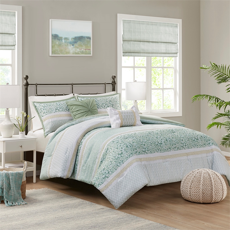 Olliix Madison Park Caralie King/Cal King Comforter Set Polyester in Green