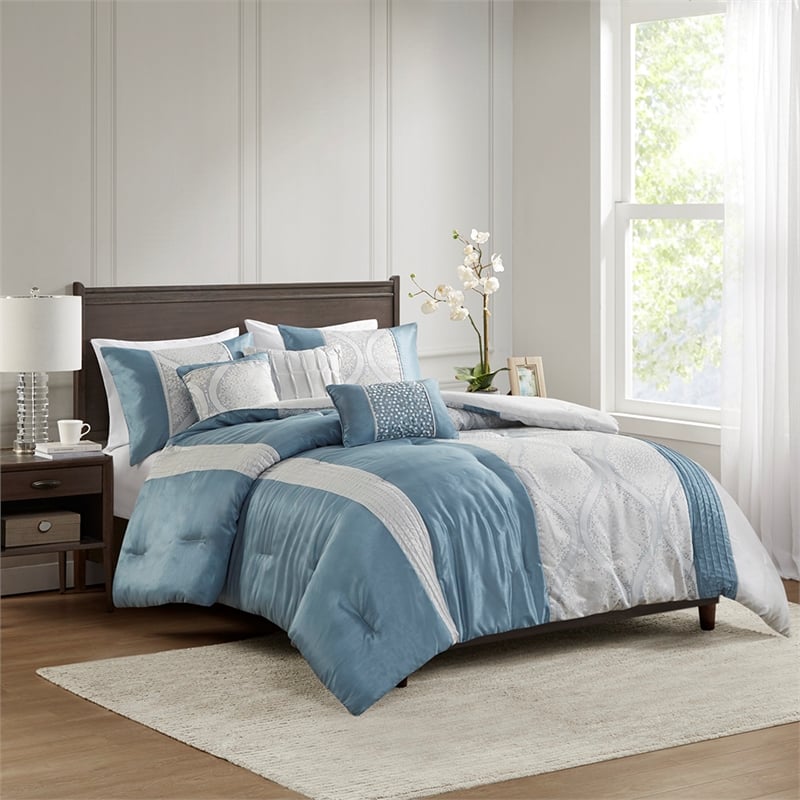 Olliix Madison Park Lori Full/Queen Comforter Set Polyester in Teal/Silver