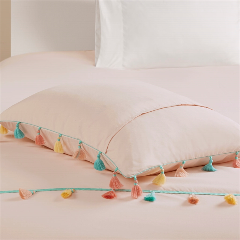 Olliix Intelligent Design Kids Tessa Full/Queen Comforter Set Polyester in Blush