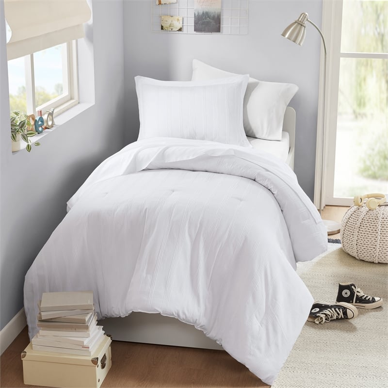 Olliix Super Listing Logan Twin/Twin XL Comforter Set Polyester in White