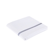 Olliix Madison Park 500 Thread Count King/Cal King Duvet Cover Set in White/Navy