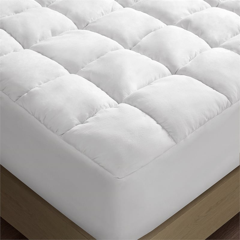 Olliix Intelligent Design Dream Puff Queen Mattress Pad Polyester in White
