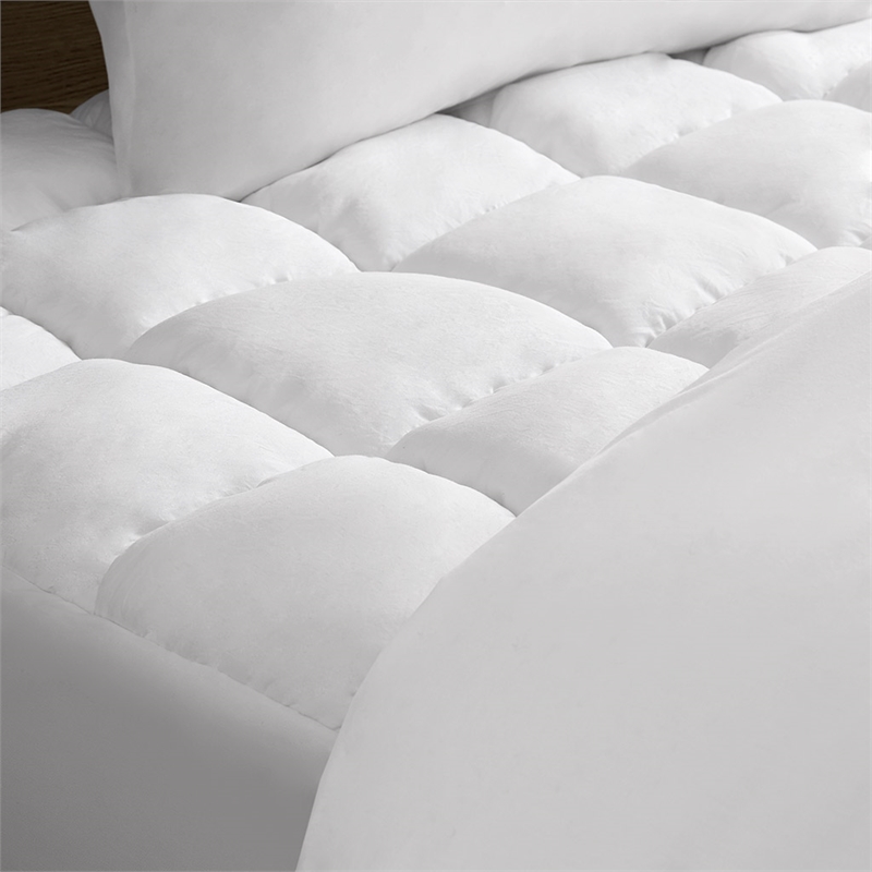 Olliix Intelligent Design Dream Puff Queen Mattress Pad Polyester in White
