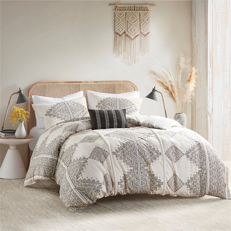 Olliix Madison Park Ibiza King/Cal King Duvet Cover Set Polyester in Black/Ivory