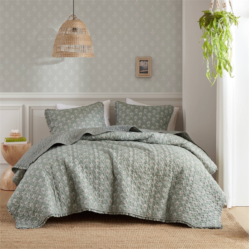 Olliix Madison Park Linwood King/Cal King Quilt Set Polyester in Sage Green