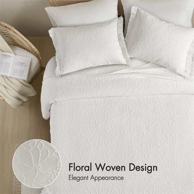 Olliix Madison Park Willow Queen Bedspread Set Cotton in White