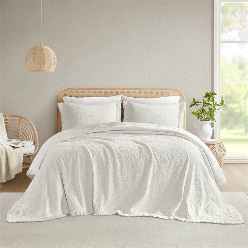 Olliix Madison Park Willow Queen Bedspread Set Cotton in White