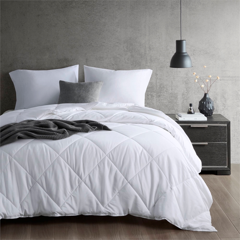 Olliix Sharper Image Cooling Touch Twin/Twin XL Comforter Polyester in White