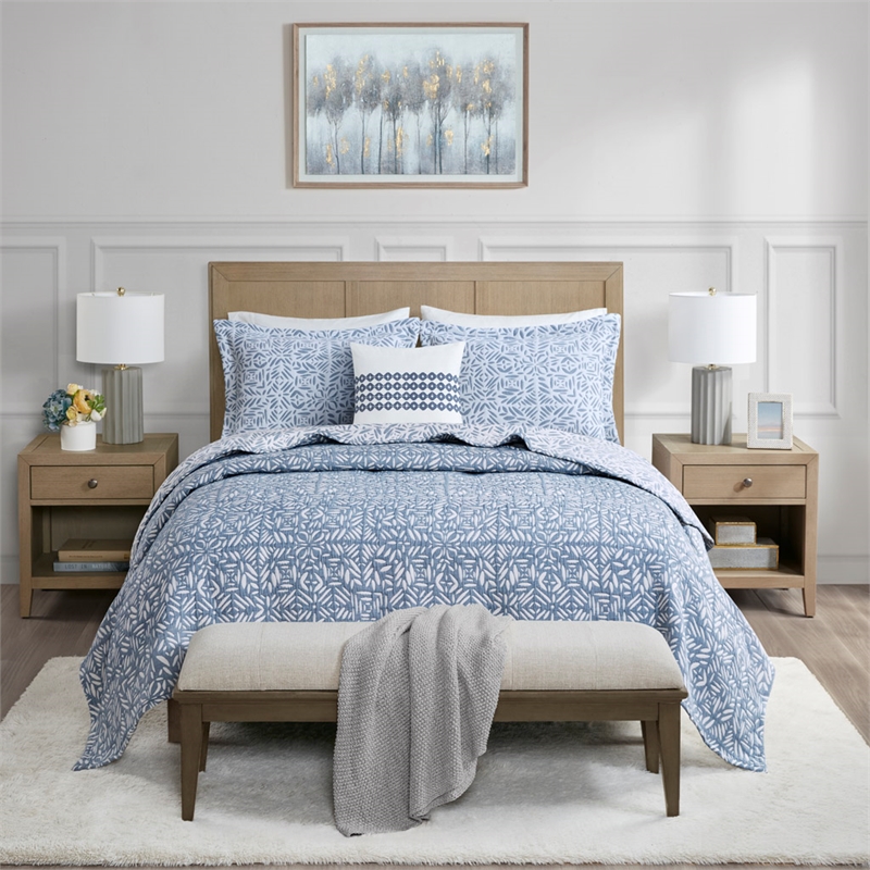 Olliix Madison Park Signature Harmony King/Cal King Quilt Set Cotton in Blue