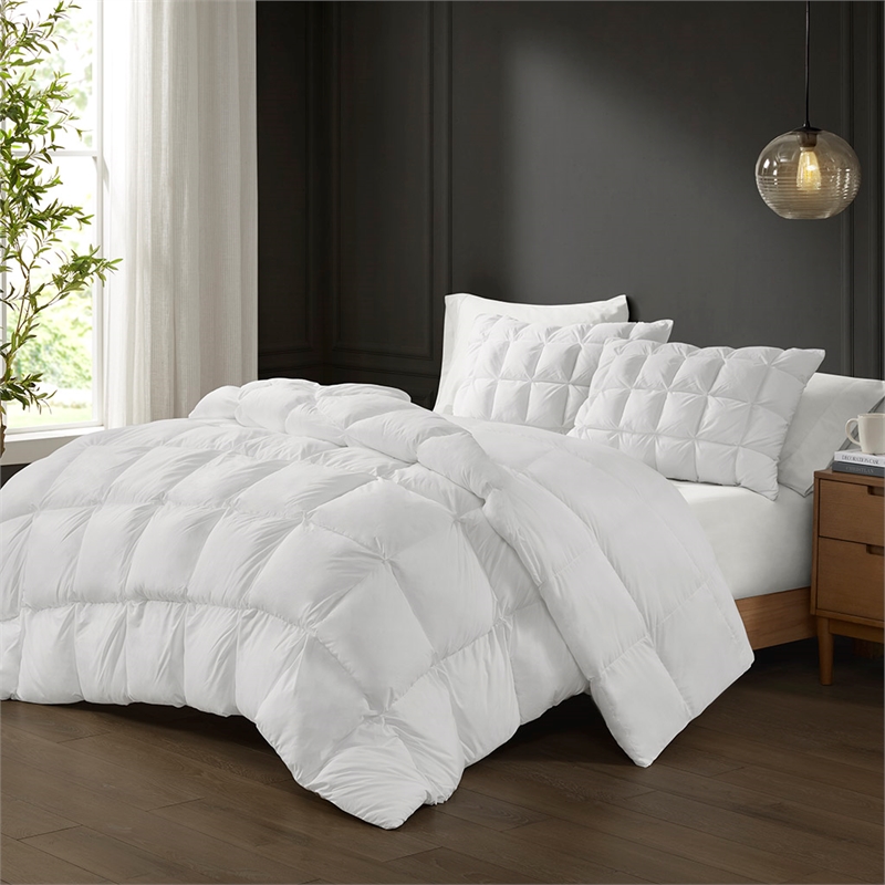 Olliix Madison Park Stay Puffed Full/Queen Comforter Polyester in White