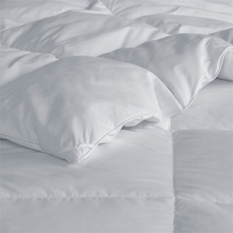 Olliix True North by Sleep Philosophy Warmth Full/Queen Comforter in Light Grey