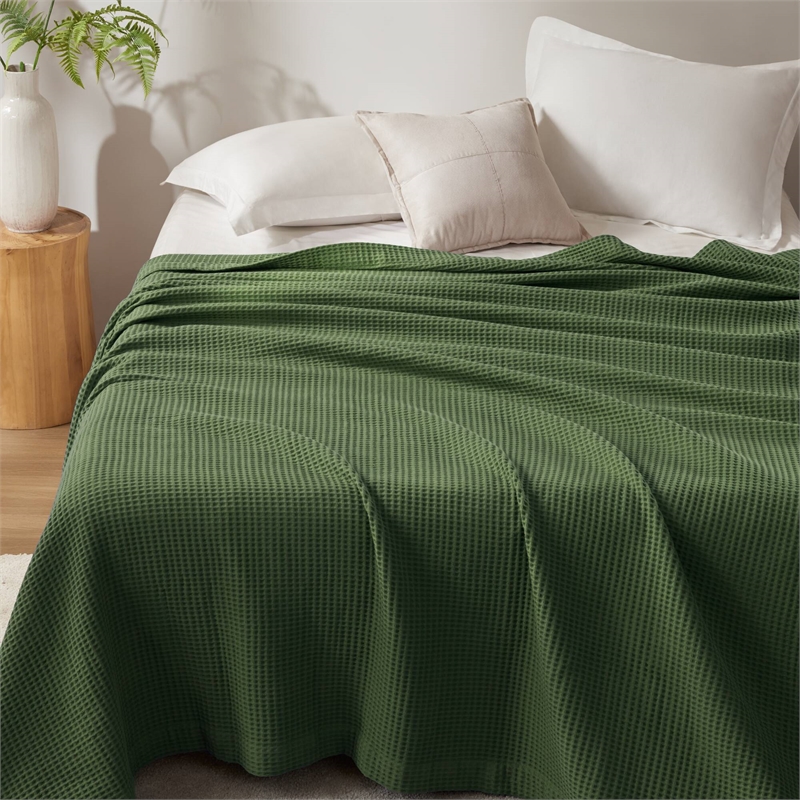 Olliix Madison Park Waffle Weave Full/Queen Blanket Cotton in Olive Green