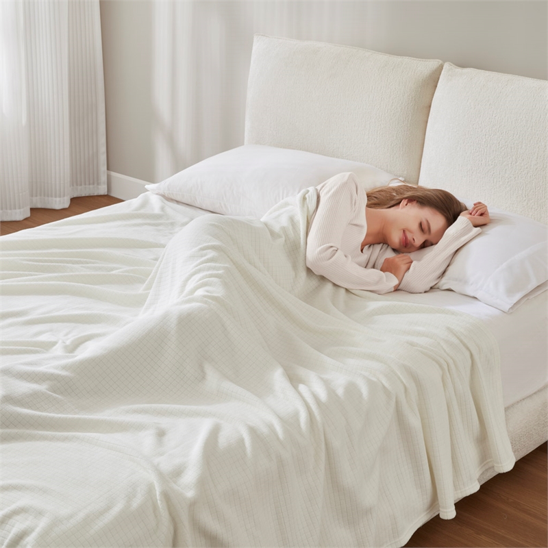 Olliix True North by Sleep Philosophy Microfleece Full/Queen Blanket in Ivory