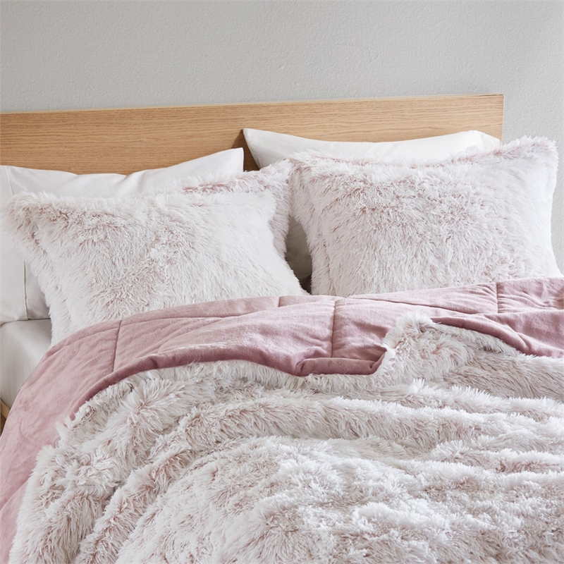Olliix Intelligent Design Malea Twin/Twin XL Comforter Mini Set in Pink/White