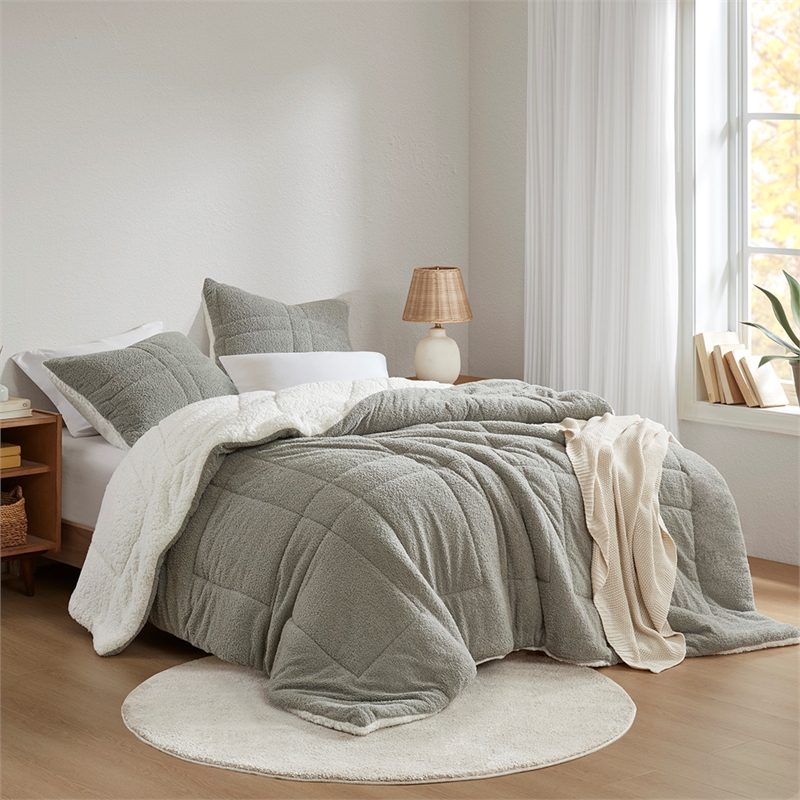 Olliix Madison Park Wynne Full/Queen Comforter Mini Set Polyester in Grey