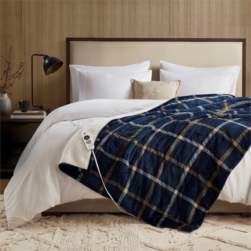 Olliix Woolrich Print Plush to Sherpa 50x60
