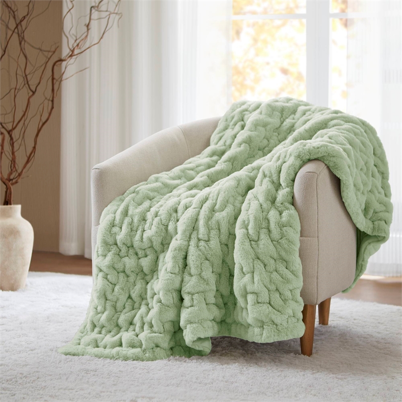 Olliix Madison Park Ruched Fur 50x60