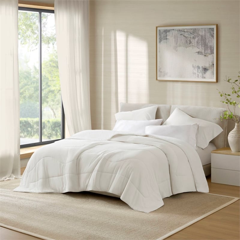 Olliix Harbor House Cooling Full/Queen Comforter Set Nylon/Spandex in White