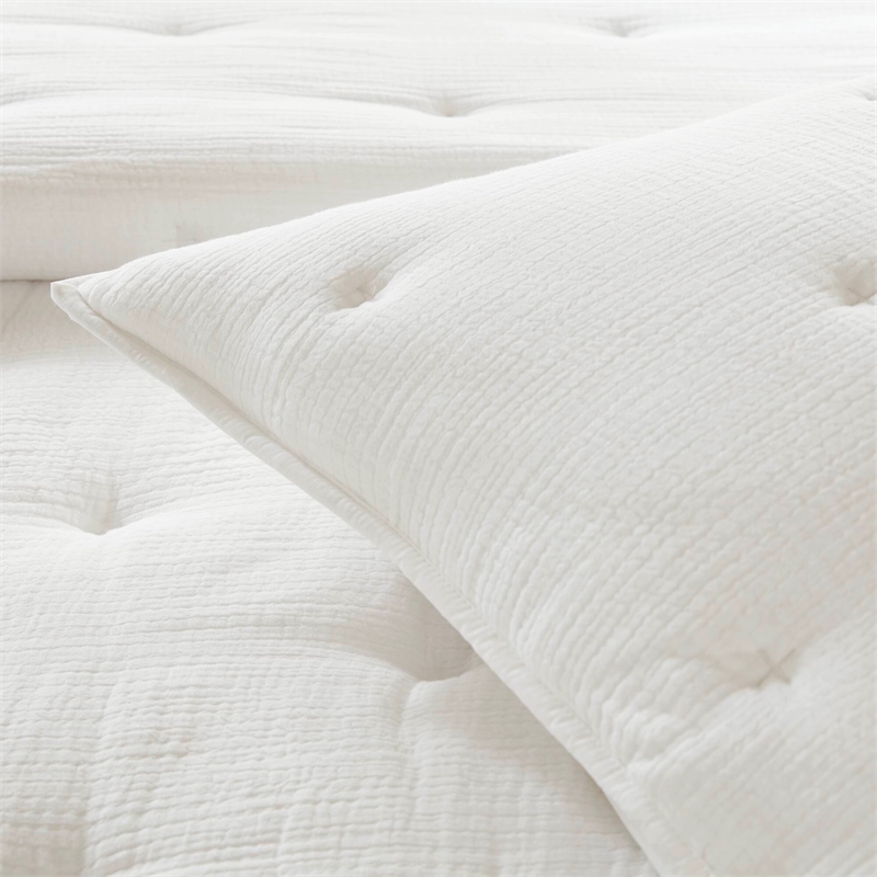 Olliix Harbor House Blue Breeze Full/Queen Quilt Set Cotton in White