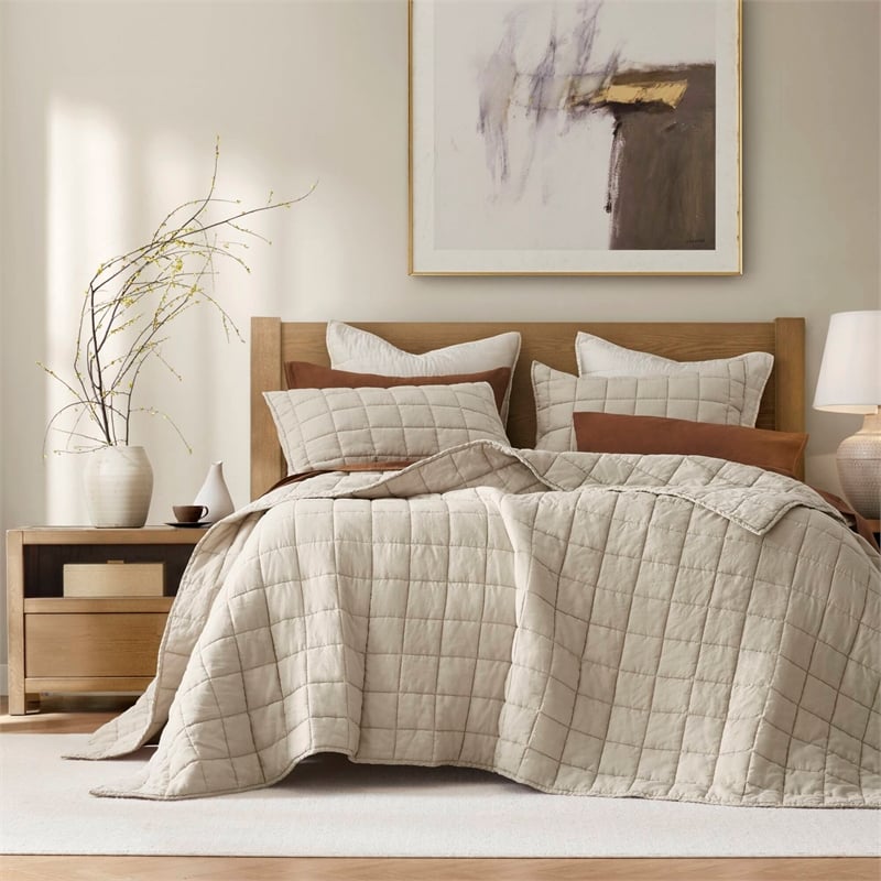Olliix Harbor House French Flax King/Cal King Quilt Set Linen in Linen