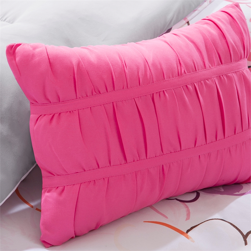 Olliix Intelligent Design Olivia King/Cal King Comforter Set Polyester in Pink