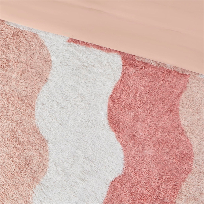 Olliix Intelligent Design Cassie Twin/Twin XL Comforter Mini Set in Blush Multi