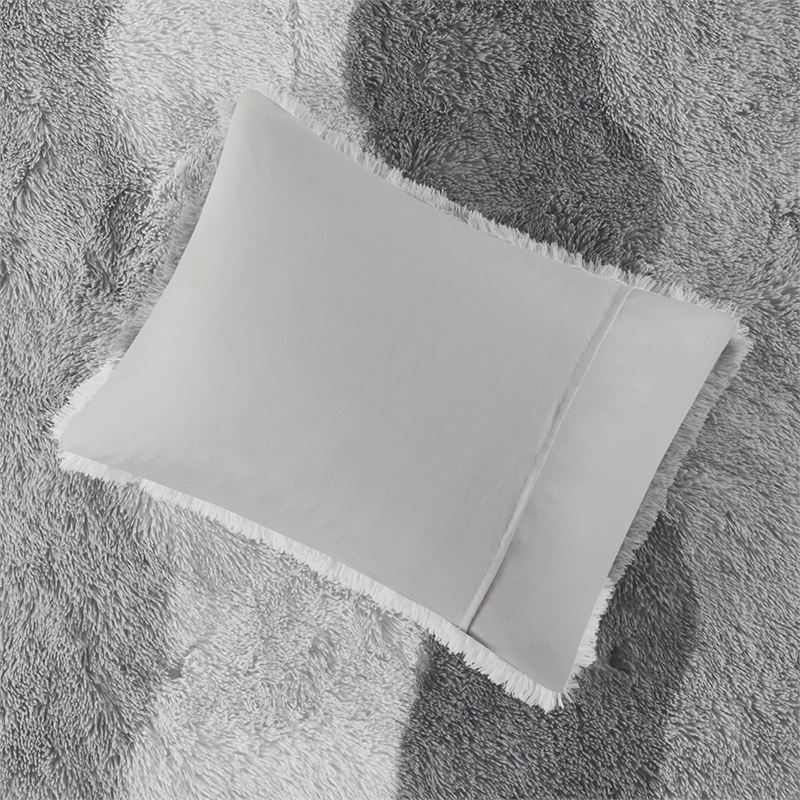 Olliix Intelligent Design Cassie Full/Queen Comforter Mini Set Polyester in Grey