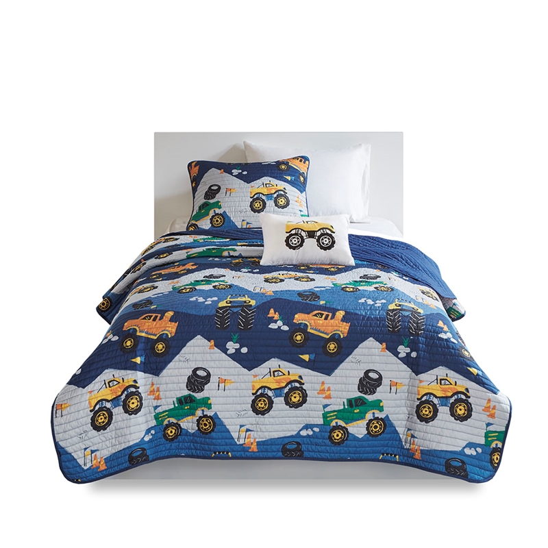 Olliix Intelligent Design Kids Nash Full/Queen Quilt Set Cotton in Blue