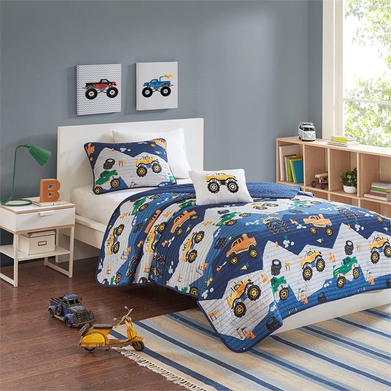 Olliix Intelligent Design Kids Nash Full/Queen Quilt Set Cotton in Blue