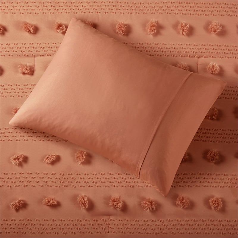Olliix Intelligent Design Lucy King/Cal King Comforter Mini Set in Rust