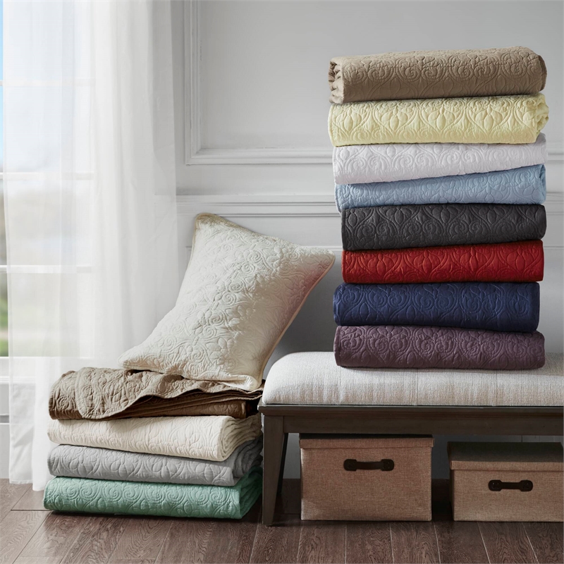Olliix Madison Park Quebec Queen Bedspread Set Cotton in Khaki