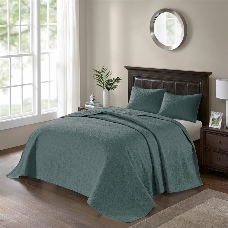 Olliix Madison Park Quebec Queen Bedspread Set Cotton in Balsam Green